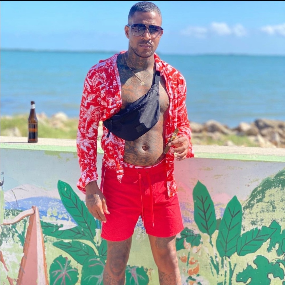 Meet your Posher, Deandre